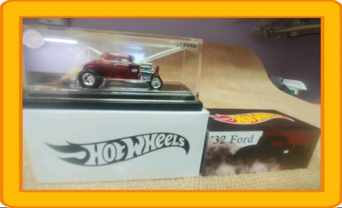 Hot Wheels Red Line Club '32 Ford