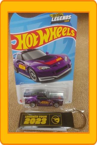 Hot Wheels Legends Tour Honda S2000 with keychain